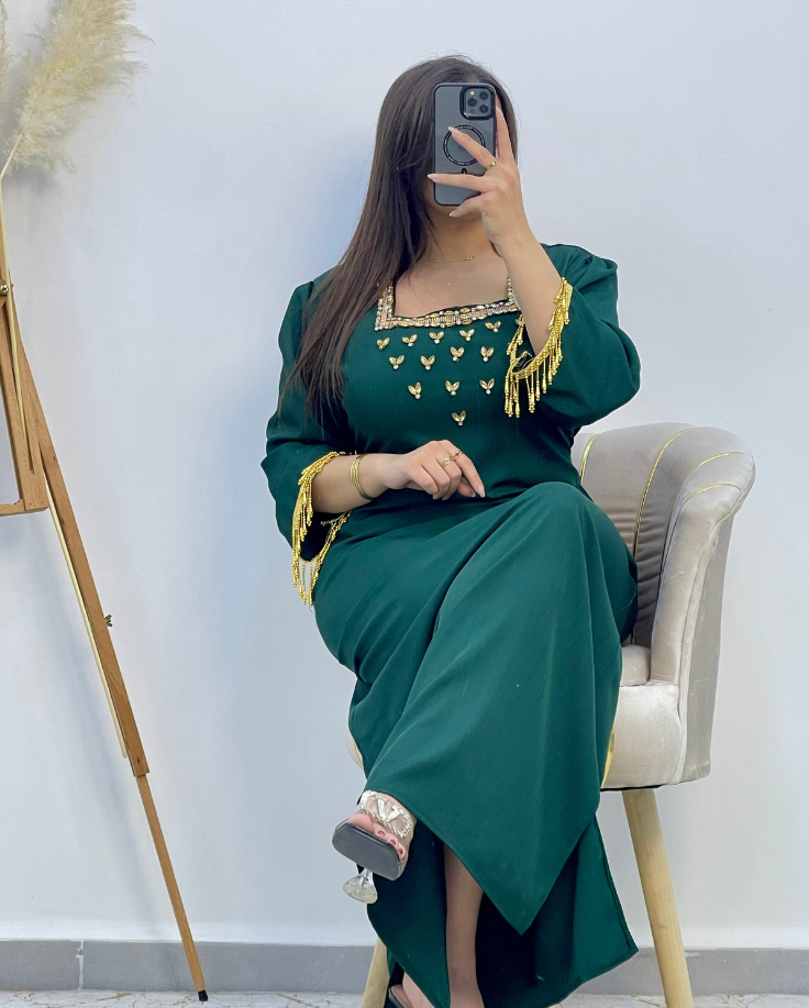 فستان لمسة الذهب