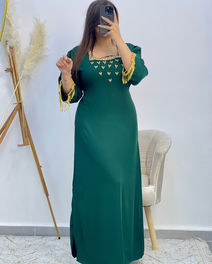 فستان لمسة الذهب
