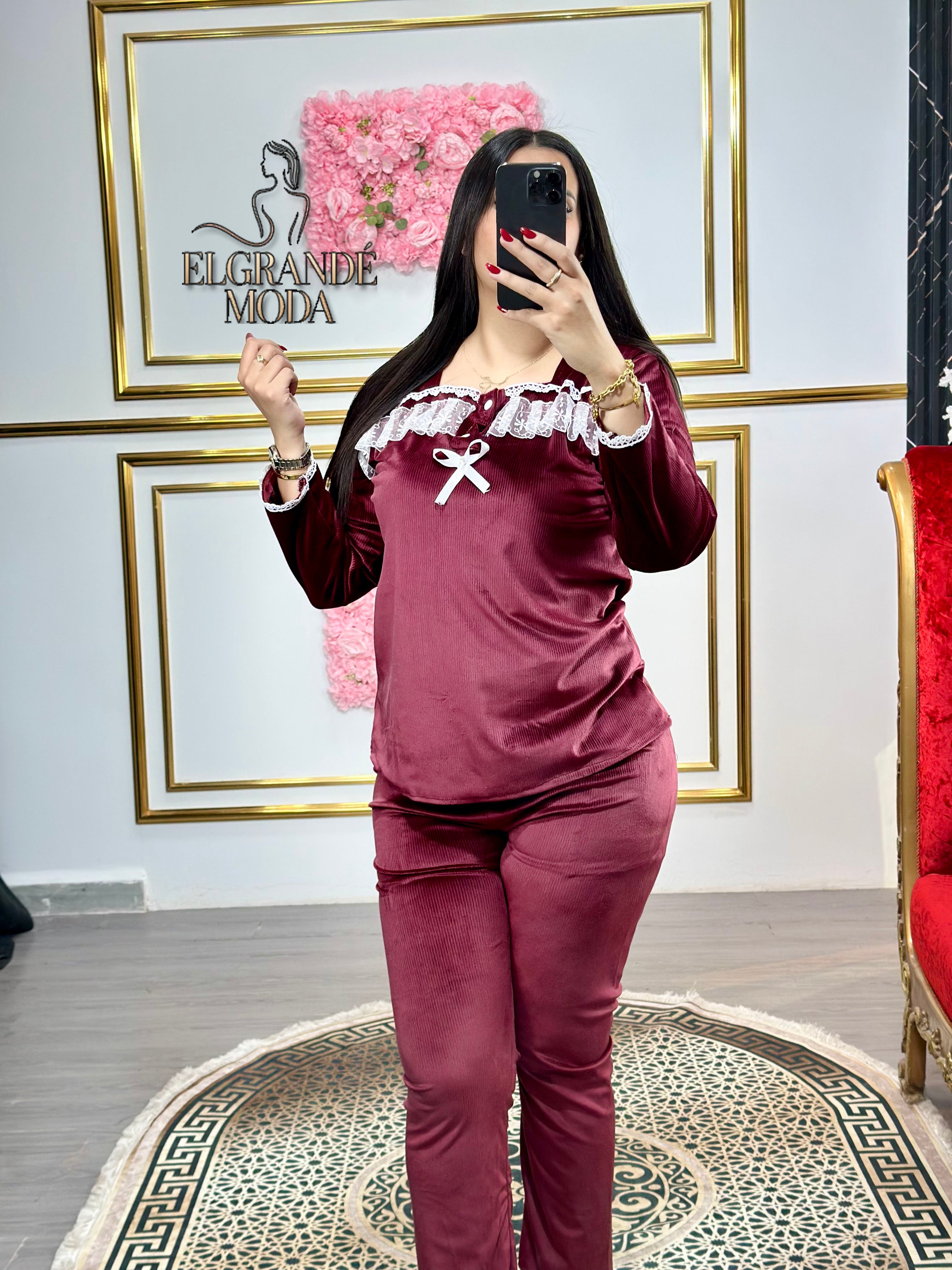 بيجامة العهد الفيكتوري