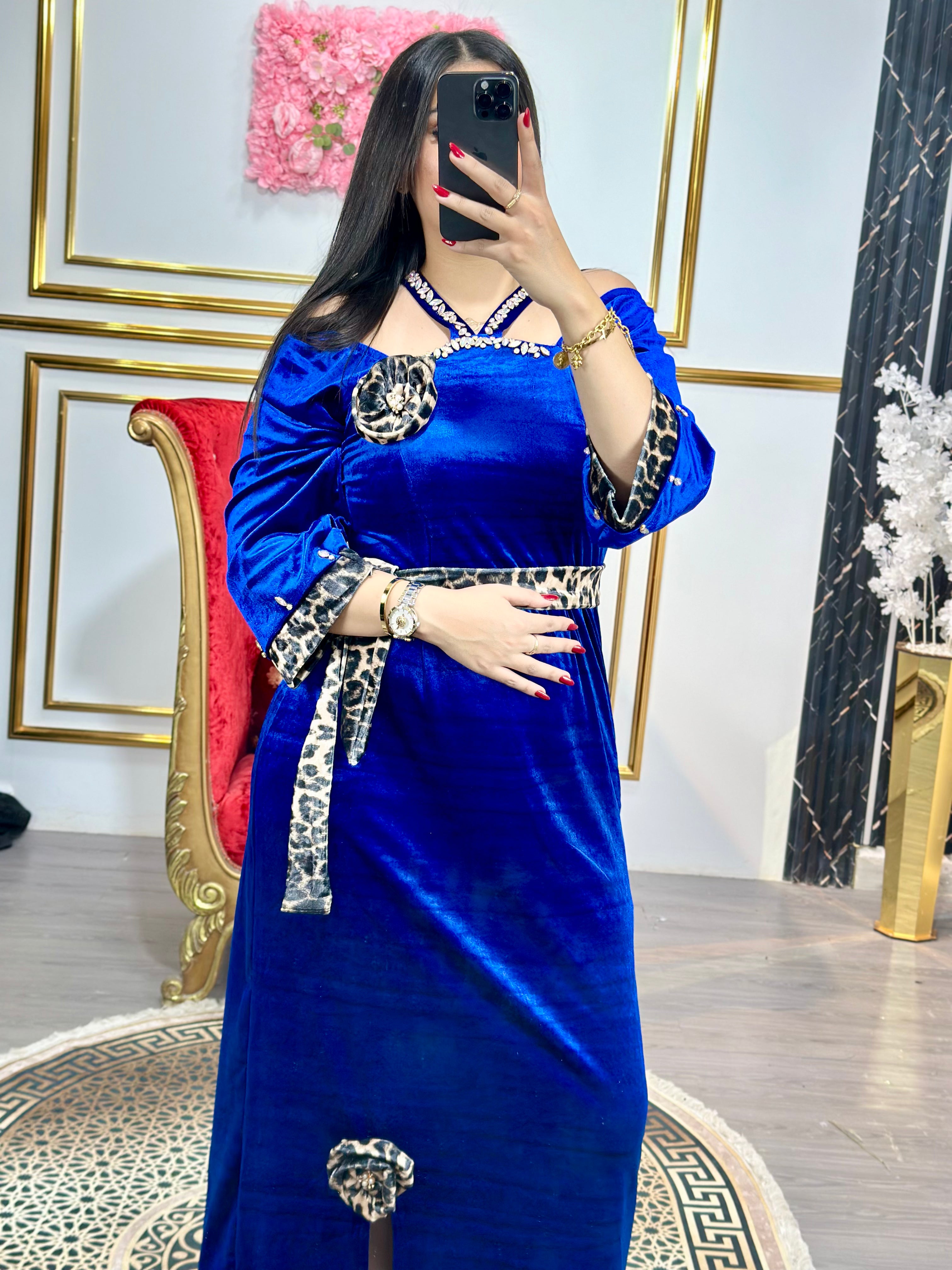 فستان الأنيقة