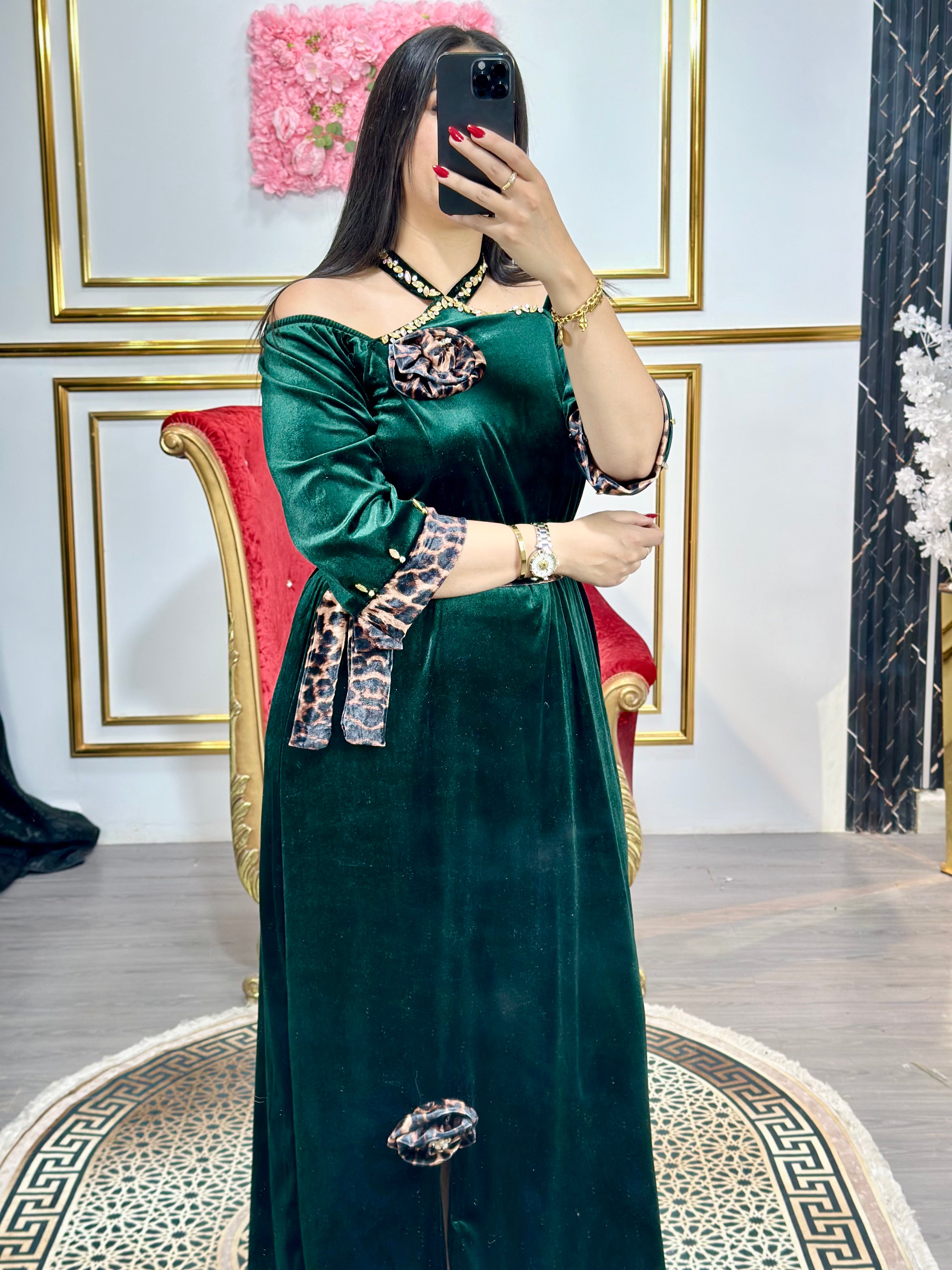 فستان الأنيقة