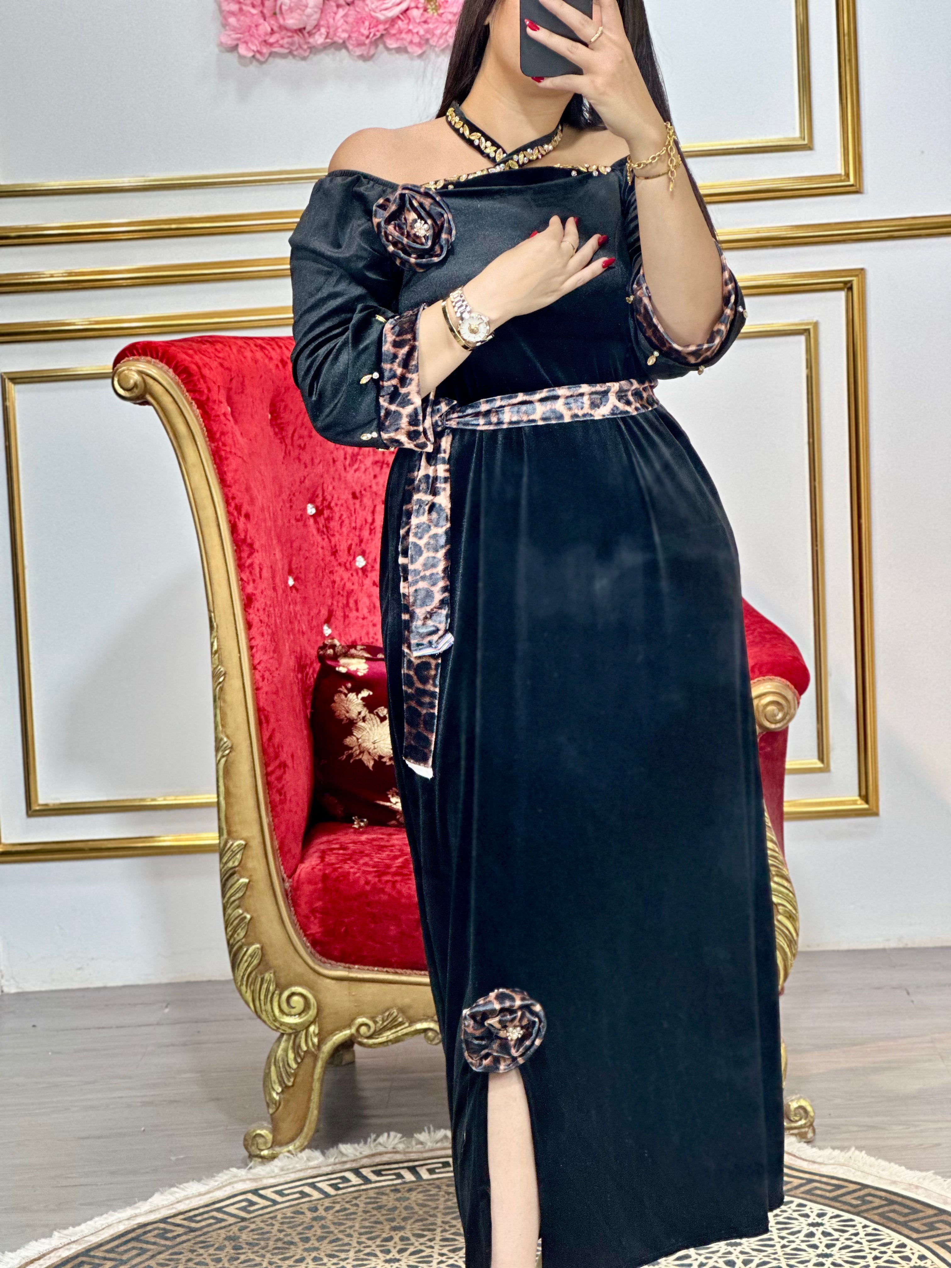 فستان الأنيقة