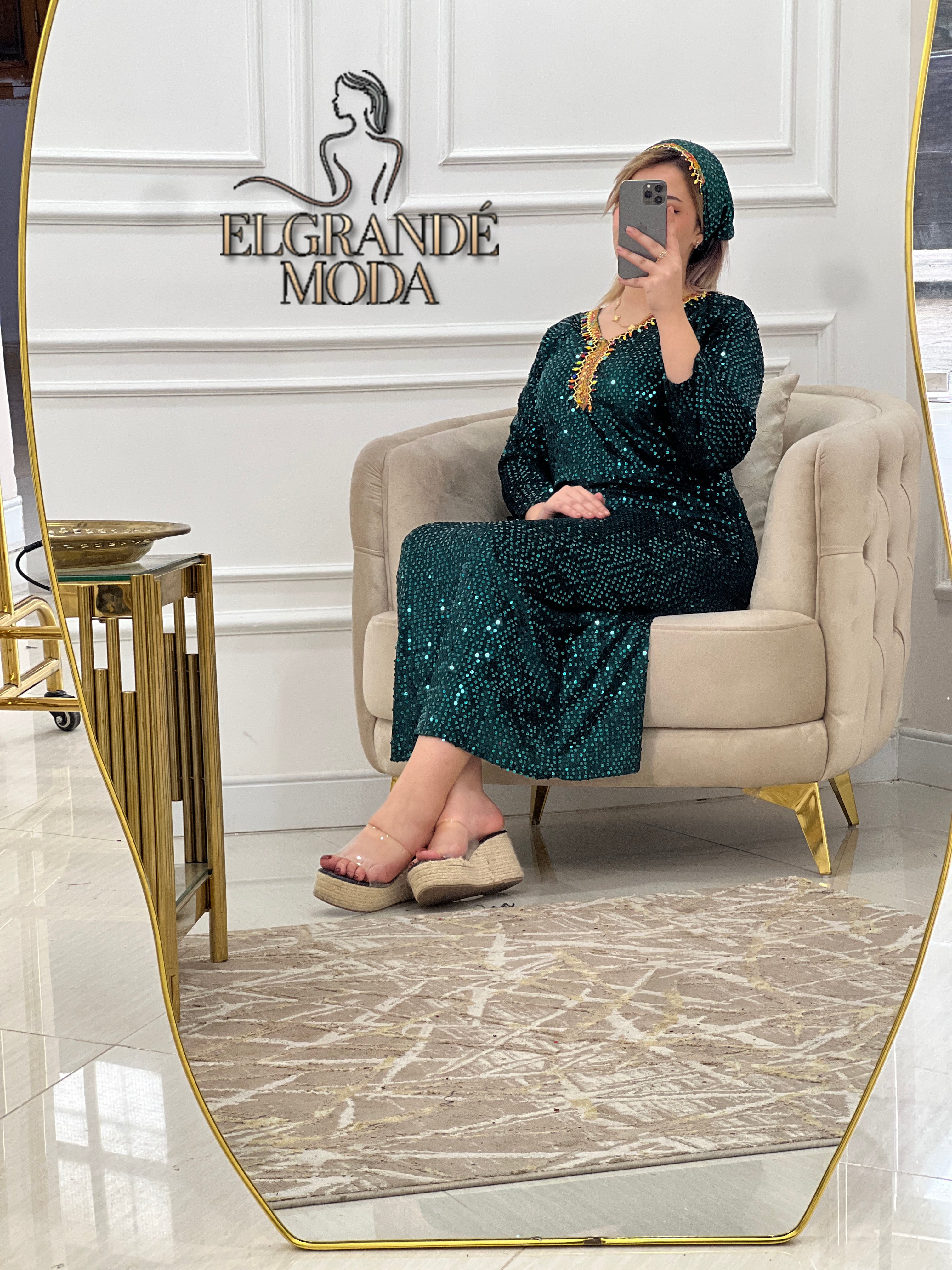 فستان كليوباترا